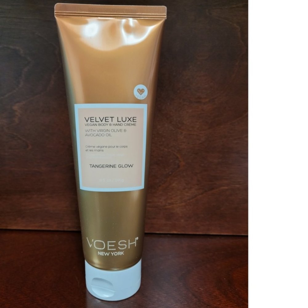 NEW - Voesh Velvet Luxe Vegan Hand and Body Cream